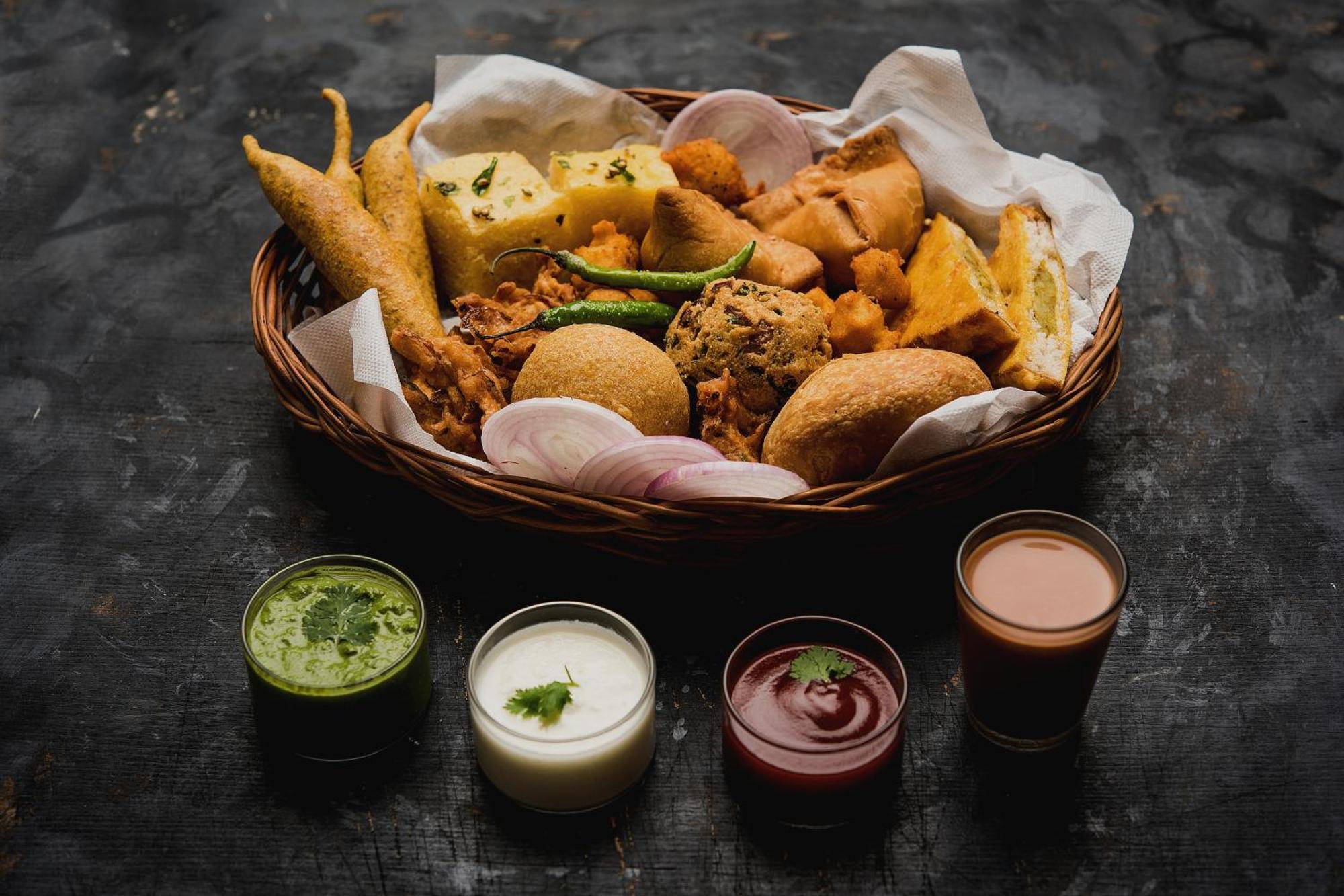 Oyo Flagship 81569 The Red Rose Inn New Delhi Bagian luar foto